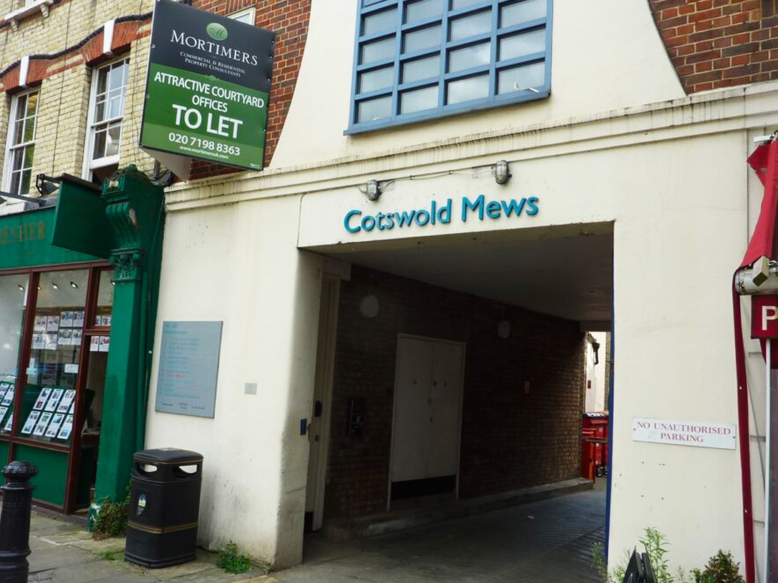 Cotswold Mews Battersea Square London